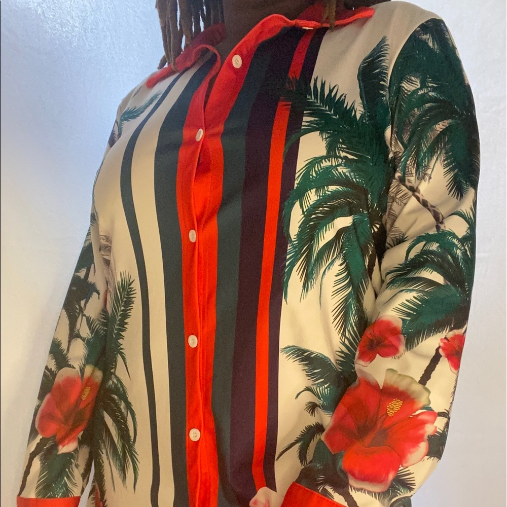 Tropical Print Button Down Dress….Size: XL
